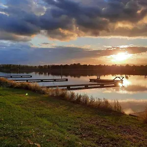 Camping Aux Rives Du Soleil Camping